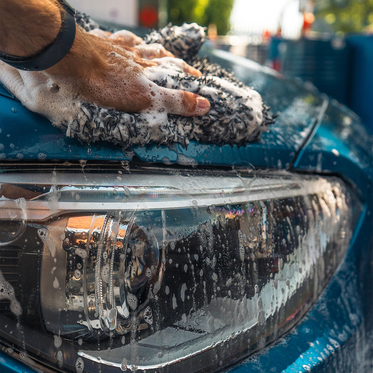 wash mitt cleaning bmw headlights 